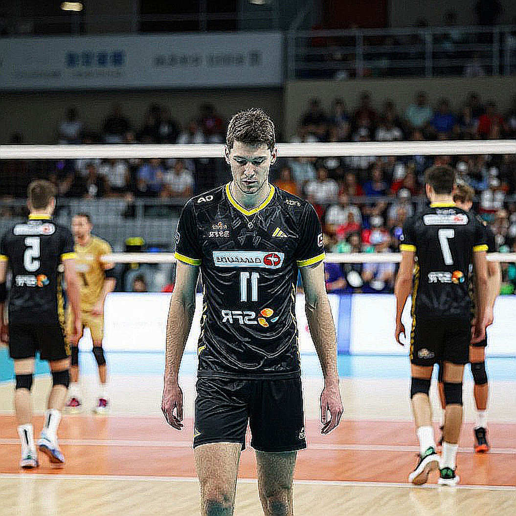 Ba Lan hạ Pháp sau bốn set tại EuroVolley 2026: vương miện giữ bằng hiệu suất, không bằng hào quang