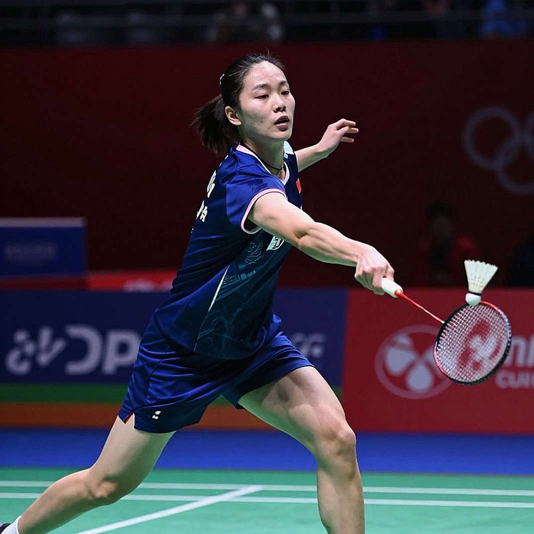 21-11 rồi 10-21: pha cầu 122 giây và nhịp thở của PV Sindhu ở tứ kết Asian Games 2026